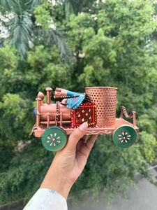 Unique Metal Train Showpiece
