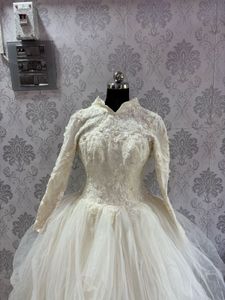 Elegant Bridal Lehenga with Intricate Lace