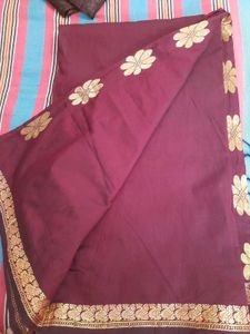 Elegant Maroon Saree with Gold Border