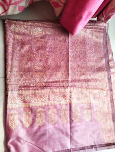 🌷Elegant Lavender Silk Saree With Blouse🌷