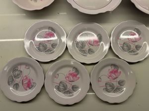 Elegant Melamine Dinnerware Set Microwave Safe