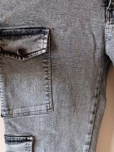 Cargo Jeans