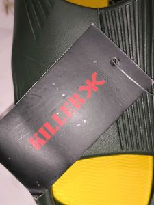 Stylish Black &amp; Yellow Flip Flops