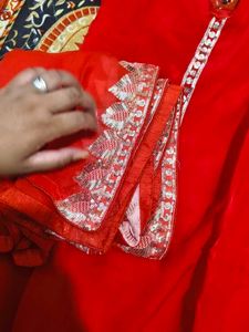 red suit with dupatta