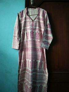 Beautiful Cotton Kurti In Cream N Pink Colour