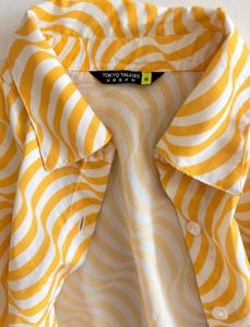 Yellow Swirl Pattern Button-Up crop Shirt
