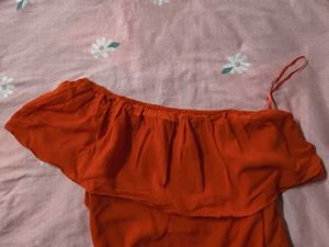 H&amp;M One-Shoulder Ruffle Top