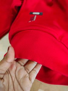 Red Solid Hoodie 🏖️🧶