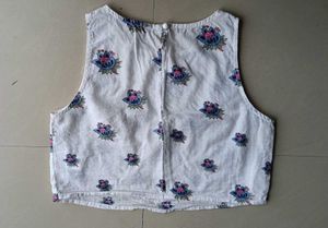 DressBerry cute floral kurti top 🤍