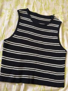 Striped Sleeveless Crop Top