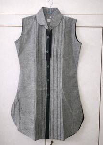 New With Tag Sleeveless Grey Kurta