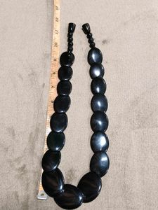 Elegant Black Oval Beaded Necklace