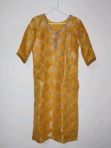 Beautiful Yellow Chanderi Banarasi Kurta