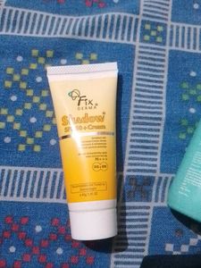 Fix Derma Sunscreen With Earth Rhythm Hair Serum