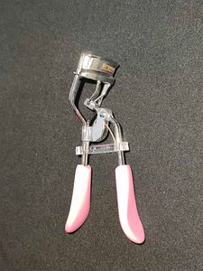 Pink Eyelash Curler