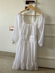 Backless Chic White Off-Shoulder Maxi Dress