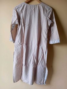 Avaasa New Kurti