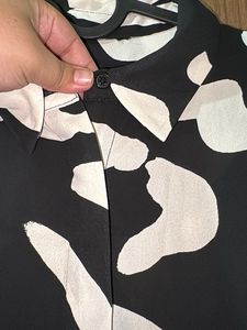 Abstract Print Button-Down Shirt