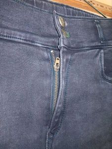 Women's Navy Blue Slim Fit Jeans | Waist 23 inches