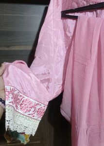 Pink Embroidered Kurta set with lace work dupatta