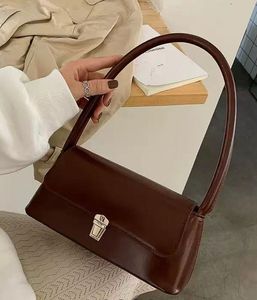 Chic Brown Shoulder Bag