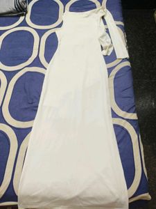 NEWME (PRICE DROP!!) Off-white solid dress