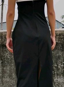 Newme Elegant Two-Tone Midi Dress