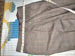 Classic Men's Brown Tweed Suit