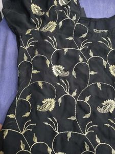 Elegant Black Embroidered Kurta