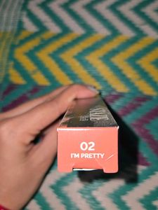 STAZE 9 to 6 Gloss Lock 2 in 1 Lipstick