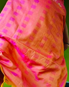Pink &amp; Orange Checked Saree