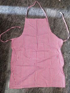 Cute pink Gingham Apron