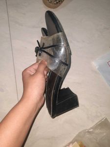DressBerry Transparent Block Heels
