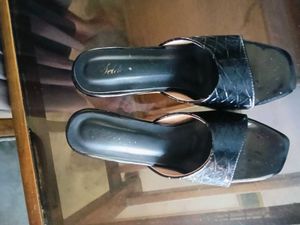 Chic Black Quilted Heeled Mules