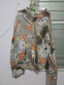 Women's Floral Print Button-Up Shirt