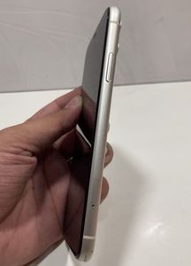 Apple iPhone 11 - White 128GB GOOD CONDITION ALL O
