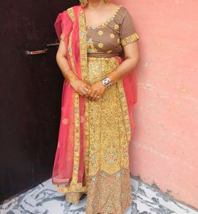 Elegant Embroidered Kurta Set