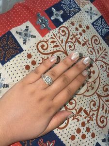 Sparkling ED Studded Ring 💍