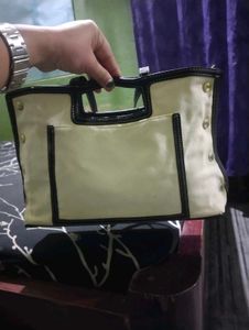 Stylish Handbag Looks Beautiful In Real