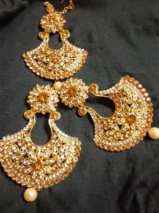 Elegant Kundan & Pearl Maang Tikka Set