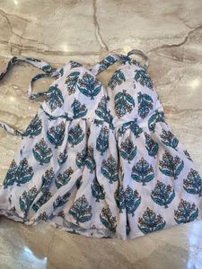 beautiful floral print top 🌺🌼