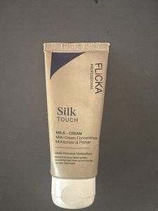Flicka Professional Silk Touch Moisturizer