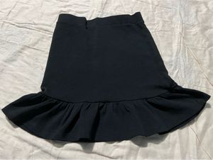 Black Off-Shoulder Top &amp; Ruffle Skirt Co-Ord Set