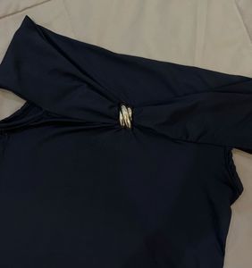 Elegant Black Cold Shoulder Top
