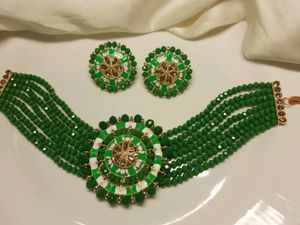 Beautiful Meenakari Chokar with gorgeous studs 👌�