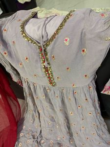 Elegant Lilac Kurta Set with Red Dupatta
