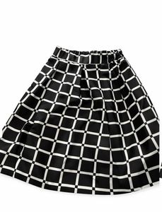 Chic Black & White Checkered Pleated Skirt