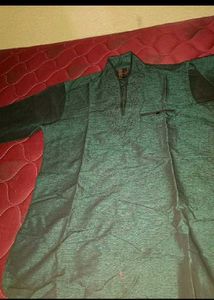 New Men's Green Embroidered Kurta