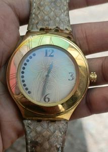 Swatch Irony Rosa Perlata YNG101 Gold Tone Watch