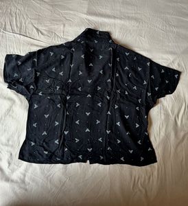 Black Bee Print Button-Up Shirt